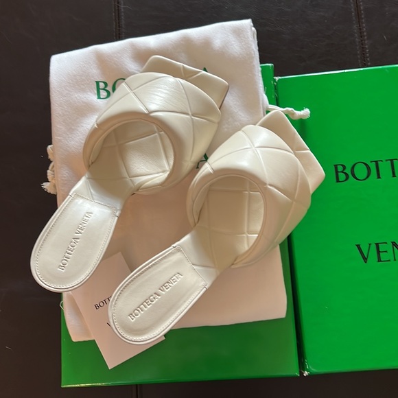 Bottega Veneta  Lido Sandal EUR 40.5 US 9.5 - Picture 9 of 12